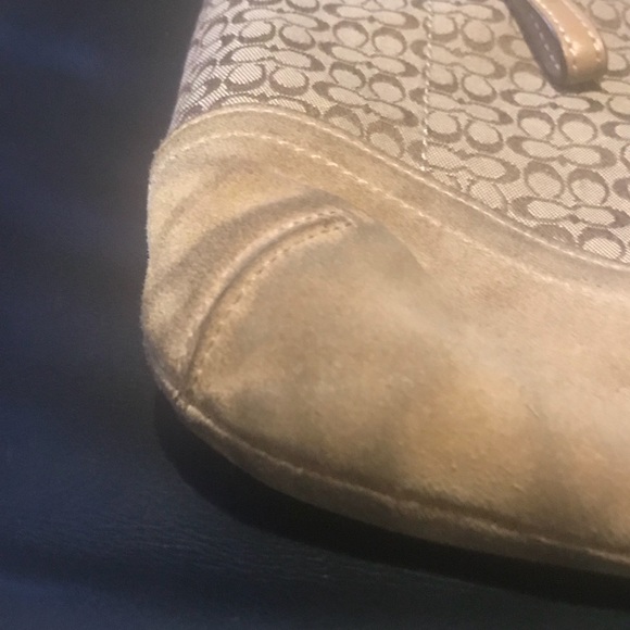 Used Coach Suede bucket bag - Picture 4 of 6